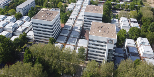 Luftbild der BCI Gebäude