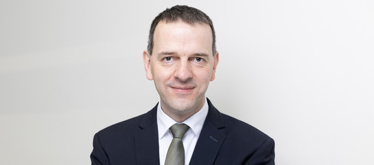 Prof. Hannsjörg Freund