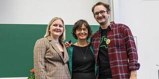 Vergabe des Lehpreises der Fachschaft an Kirsten Lindner-Schwentick
