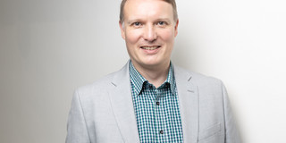 Prof. Stephan Lütz