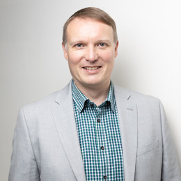 Prof. Stephan Lütz