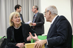 Ehrendoktorwürde an Prof. Gregory Stephanopoulos verliehen Ehrendoktorwürde an Prof. Gregory Stephanopoulos verliehen