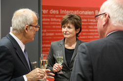 Ehrendoktorwürde an Prof. Gregory Stephanopoulos verliehen Ehrendoktorwürde an Prof. Gregory Stephanopoulos verliehen